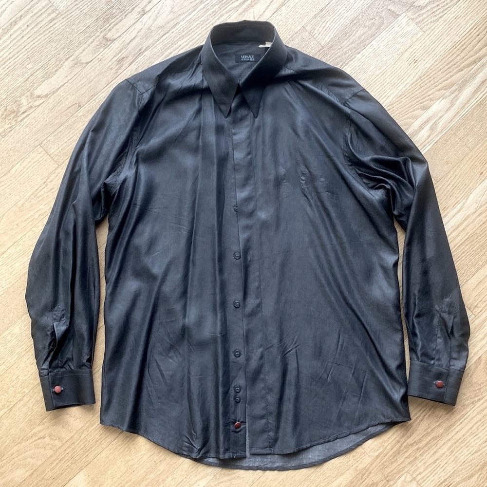 VERSACE CLASSIC V2 shirt. Sz 15 1/2 inches neck. Large. Logo buttons. Nice